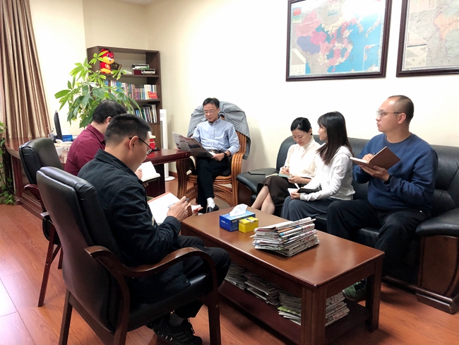 8e8169c5c435926fe1b50f23cfa8d94.jpg 8e8169c5c435926fe1b50f23cfa8d94.jpg