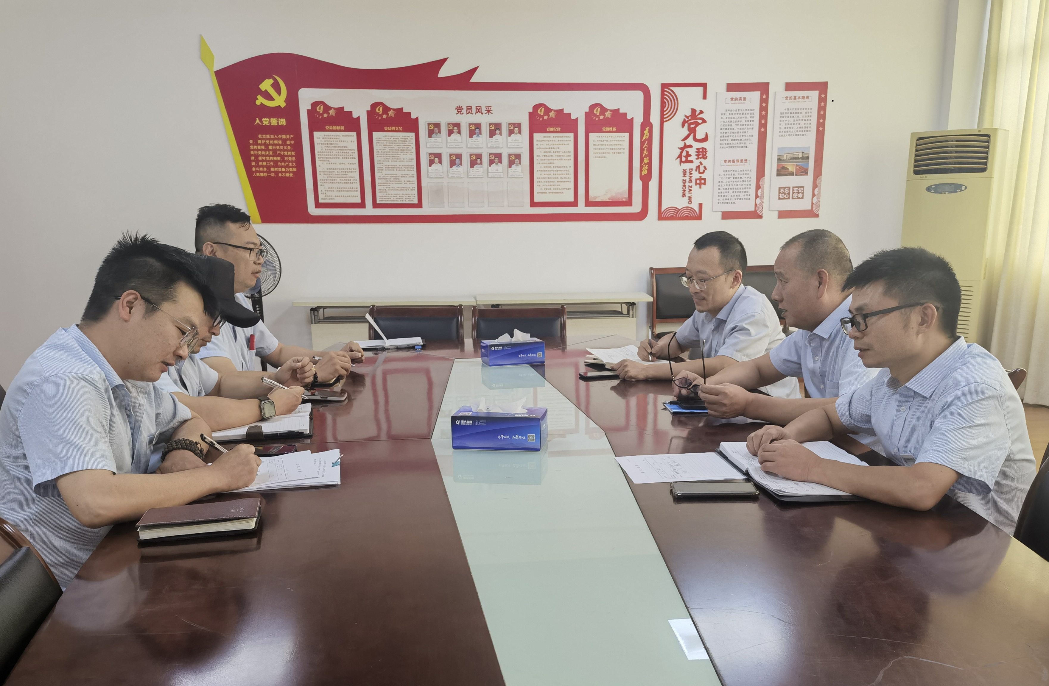 e295a128c53deb8024fac1734d61111.jpg e295a128c53deb8024fac1734d61111.jpg